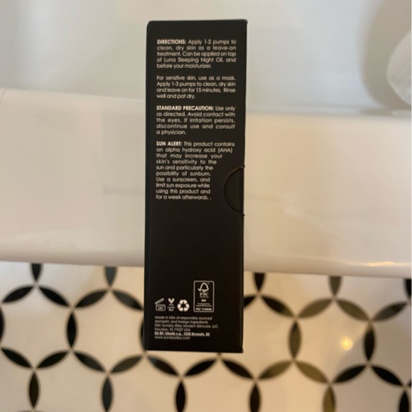 Brand New Sunday Riley Good Genes - Picture 3 of 8